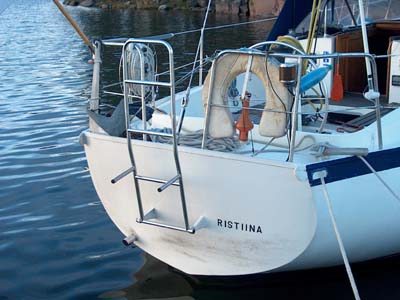 ristiinaperaM.jpg (33363 bytes)